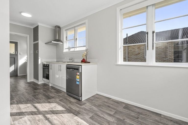 Photo of property in 40 Pine Avenue, Bader, Hamilton, 3206