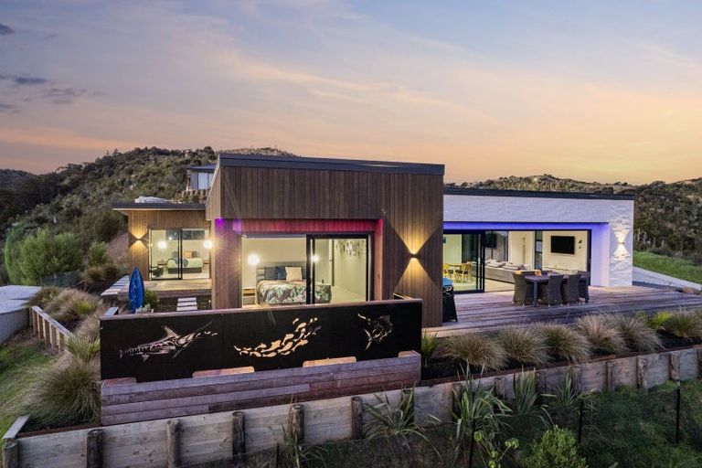 Photo of property in 7 Rihi Paea Rise, Ngunguru, 0173