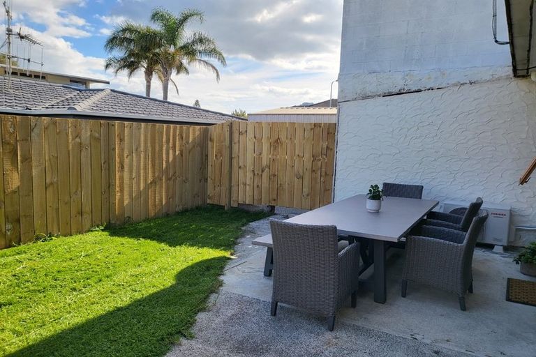 Photo of property in 2/20 Terrace Avenue, Mount Maunganui, 3116