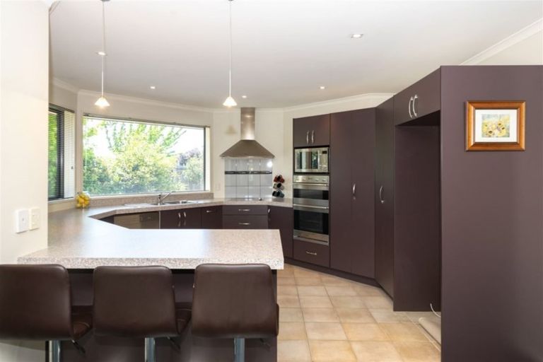 Photo of property in 13 Hitaua Place, Redwoodtown, Blenheim, 7201