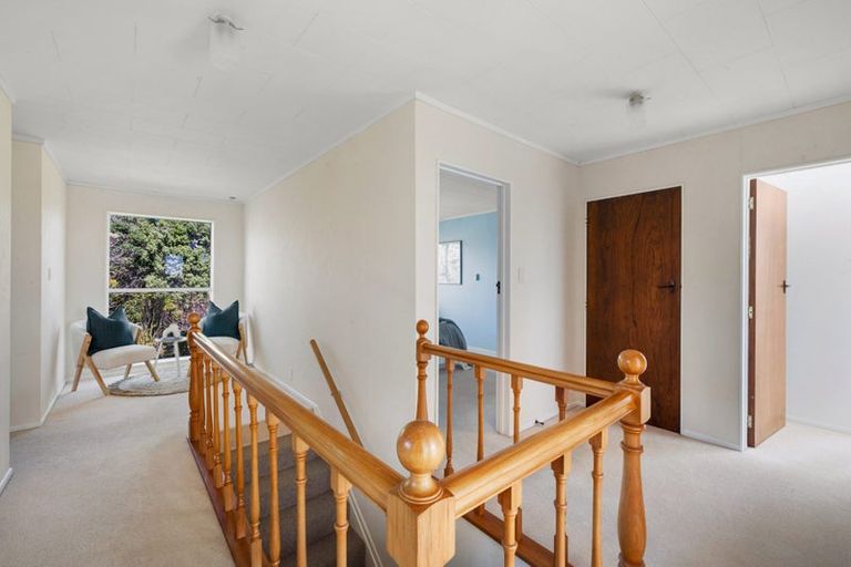 Photo of property in 3b Hunter Place, Merrilands, New Plymouth, 4312
