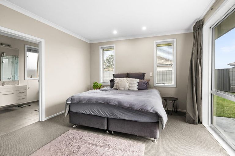 Photo of property in 44 Tasman Drive, Poraiti, Napier, 4112