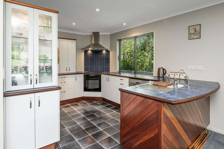 Photo of property in 25 Mccormicks Road, Whatamango Bay, Picton, 7281