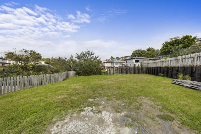Photo of property in 3 Tawapou Close, Massey, Auckland, 0614