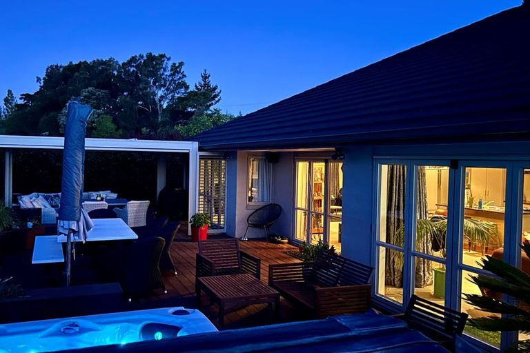 Photo of property in 124 Trig Road, Whitford, Howick, 2571