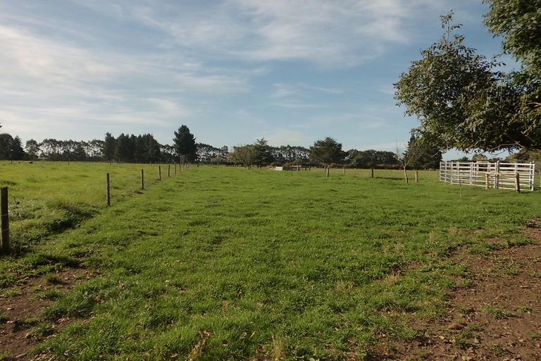Photo of property in 63 Hedley Road, Levels, Timaru, 7973