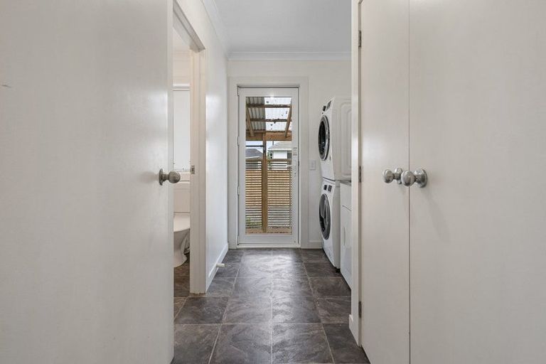 Photo of property in 3b Upham Terrace, Roslyn, Palmerston North, 4414