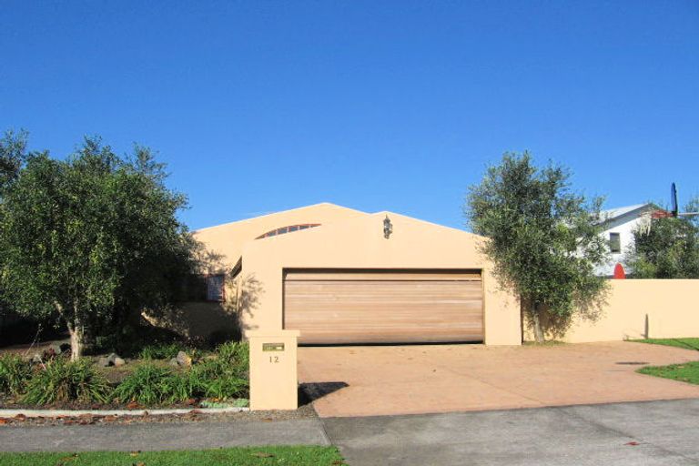 Photo of property in 12 Advance Way, Albany, Auckland, 0632