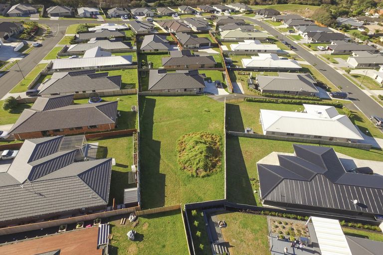 Photo of property in 27 Fairfax Crescent, Pyes Pa, Tauranga, 3112