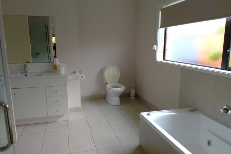 Photo of property in 49a Avenue Road, Greenmeadows, Napier, 4112