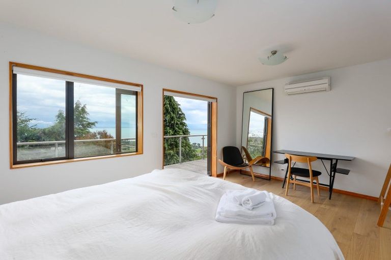 Photo of property in 320 Princes Drive, Britannia Heights, Nelson, 7010