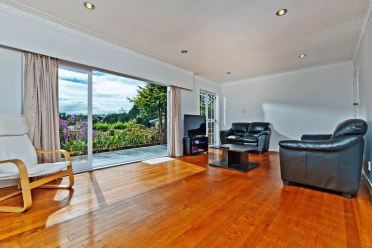 Photo of property in 2 Evergreen Crescent, Trentham, Upper Hutt, 5018