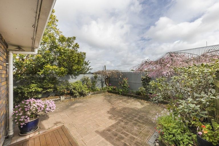 Photo of property in 10 Millar Street, Terrace End, Palmerston North, 4410