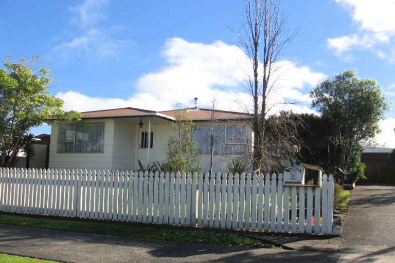 Photo of property in 35 Geraldine Crescent, Cloverlea, Palmerston North, 4412