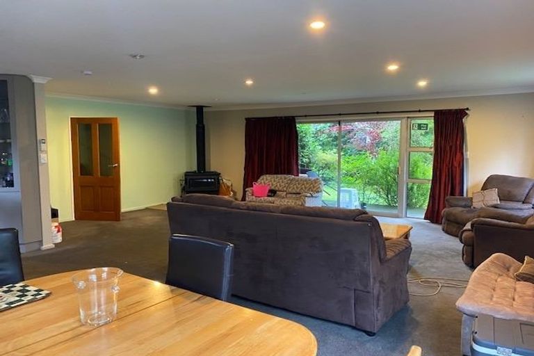 Photo of property in 360 Yaldhurst Road, Russley, Christchurch, 8042