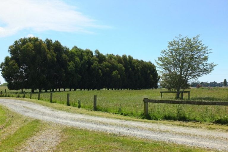 Photo of property in 30 Campbell Road, Winton, 9783