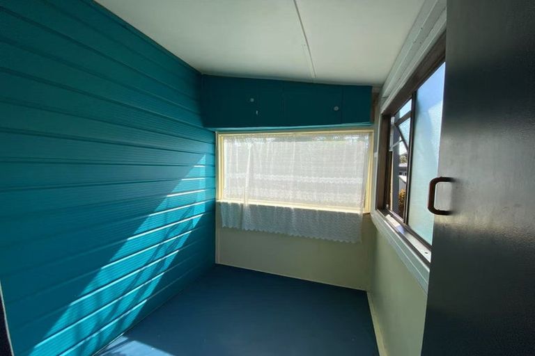 Photo of property in 60 Vintage Drive, Henderson, Auckland, 0612