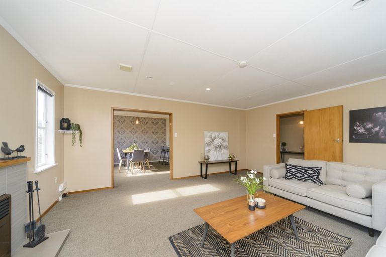 Photo of property in 9 Leslie Avenue, Cloverlea, Palmerston North, 4412