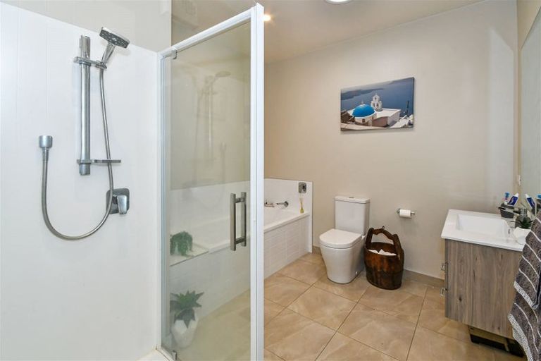 Photo of property in 9 Vigour Lane, Papakura, 2110