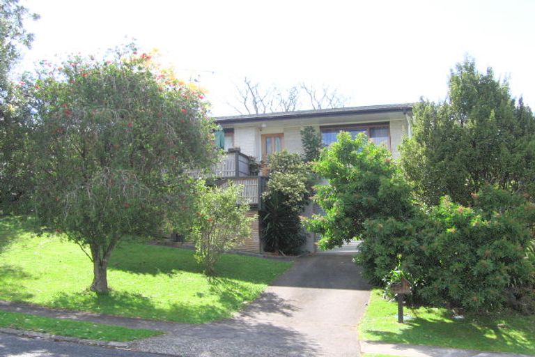 Photo of property in 1b Jane Gifford Place, Half Moon Bay, Auckland, 2012