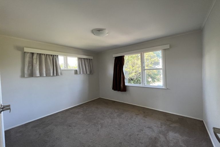 Photo of property in 109 Ennis Avenue, Pakuranga Heights, Auckland, 2010