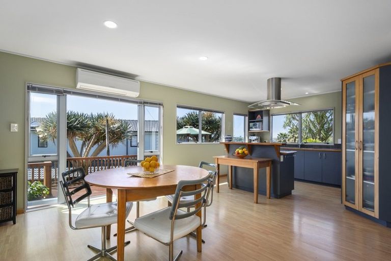 Photo of property in 246 Waitaha Road, Welcome Bay, Tauranga, 3112