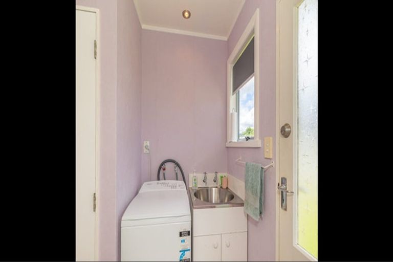 Photo of property in 8a Broadbelt Grove, Levin, 5510