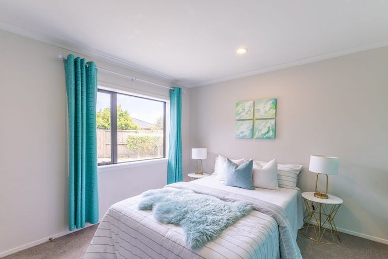 Photo of property in 8 Piwakawaka Court, Rototuna North, Hamilton, 3210