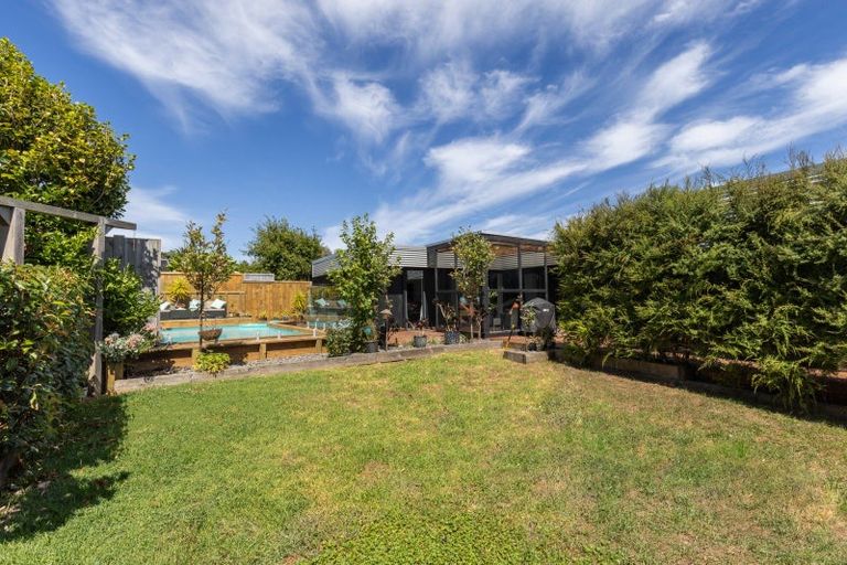 Photo of property in 16 Whyte Street, Paraparaumu Beach, Paraparaumu, 5032