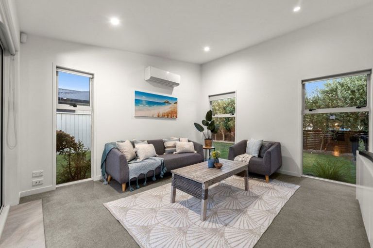 Photo of property in 26 Hiria Crescent, Papamoa Beach, Papamoa, 3118