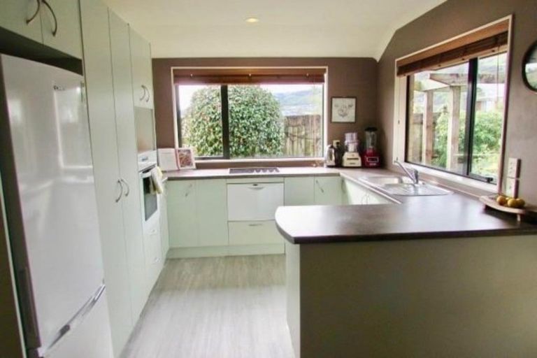 Photo of property in 363 Suffolk Road, Stoke, Nelson, 7011