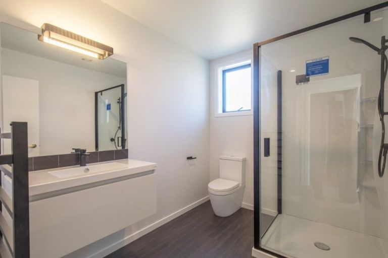 Photo of property in 43 Mount Linton Avenue, Wanaka, 9305