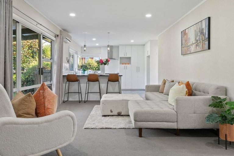 Photo of property in 13 Kuripaka Crescent, The Gardens, Auckland, 2105