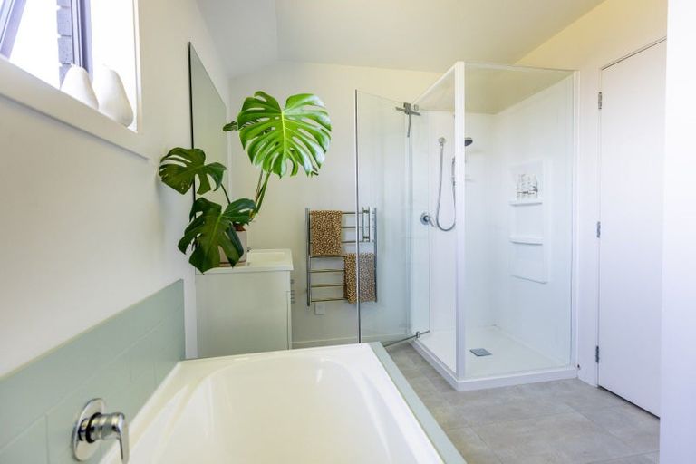 Photo of property in 14 Teal Place, Lake Hawea, Wanaka, 9382