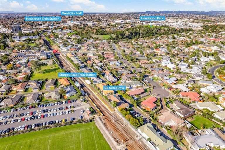 Photo of property in 4/17 Neta Grove, Henderson, Auckland, 0612