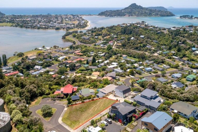 Photo of property in 8 Hinemoa Terrace, Tairua, 3508