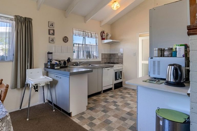 Photo of property in 67 Aotaki Street, Otaki, 5512