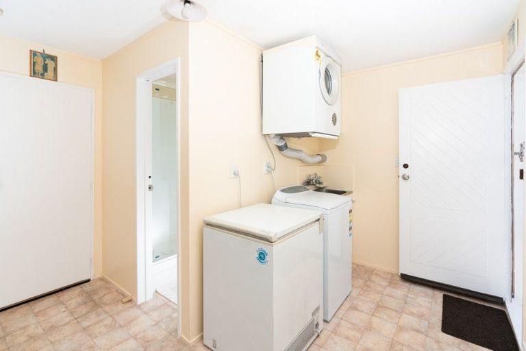 Photo of property in 51 Percy Dyett Drive, Karori, Wellington, 6012