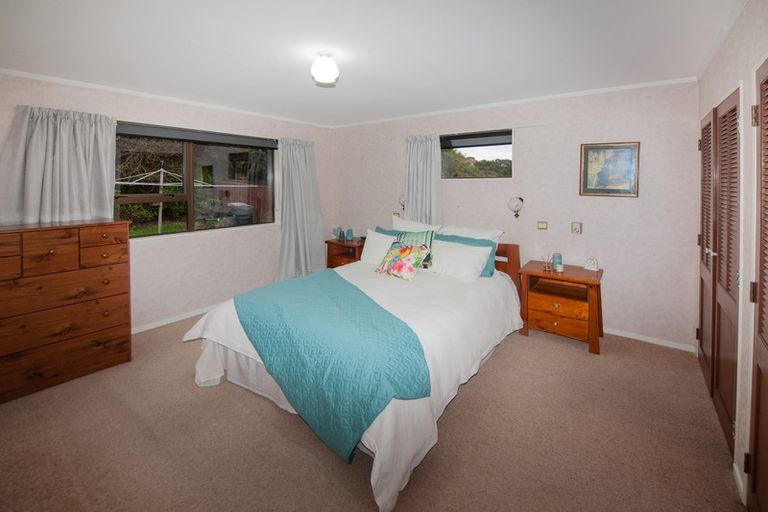 Photo of property in 40 Cortina Avenue, Johnsonville, Wellington, 6037