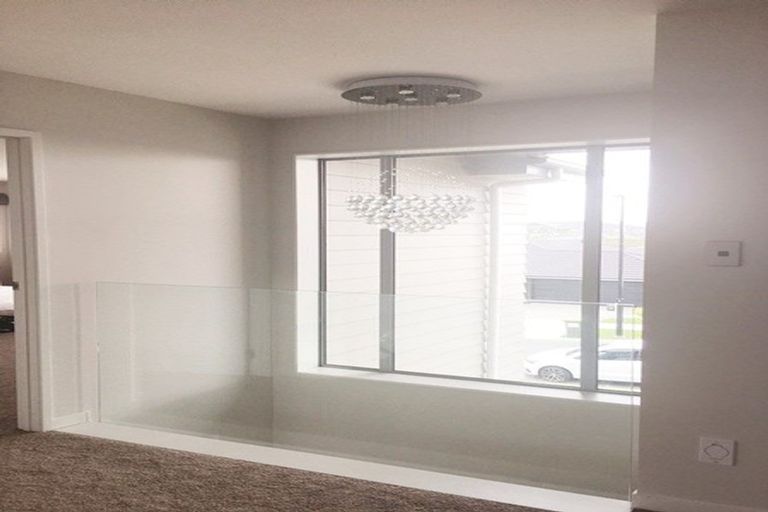 Photo of property in 33 Fennell Crescent, Silverdale, 0932