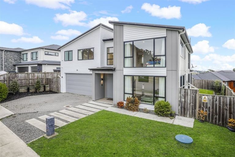 Photo of property in 319 Flat Bush School Road, Flat Bush, Auckland, 2019