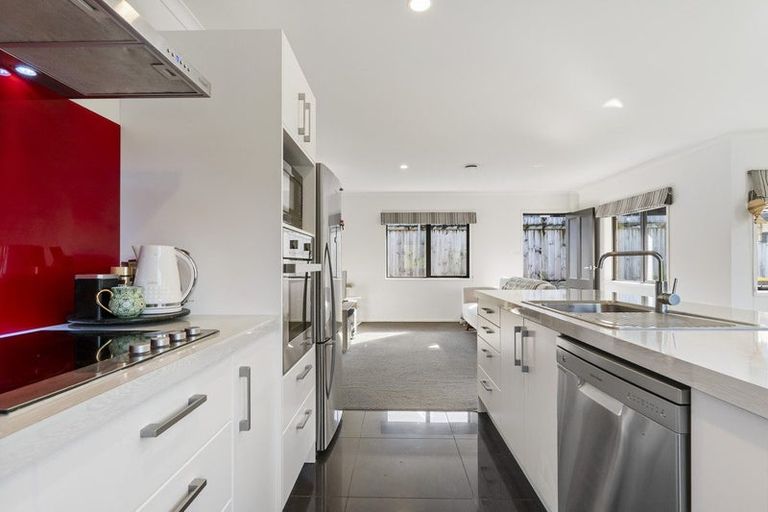 Photo of property in 19/19 Glencarron Place, Bethlehem, Tauranga, 3110