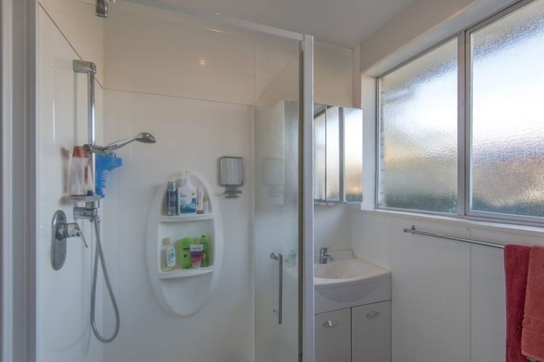 Photo of property in 2/22 Apollo Place, Papanui, Christchurch, 8052