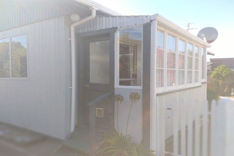 Photo of property in 10b Ropiha Street, Fitzroy, New Plymouth, 4312