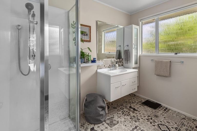 Photo of property in 16 Beazley Crescent, Tikipunga, Whangarei, 0112