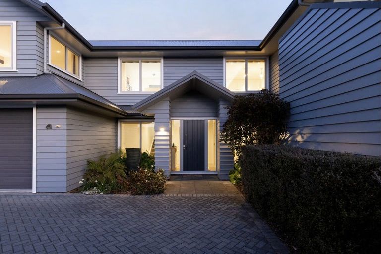 Photo of property in 28 Ernest Kemp Rise, Wharewaka, Taupo, 3330