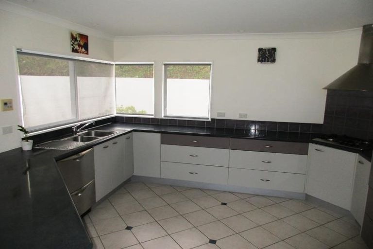 Photo of property in 155 Winara Avenue, Waikanae, 5036