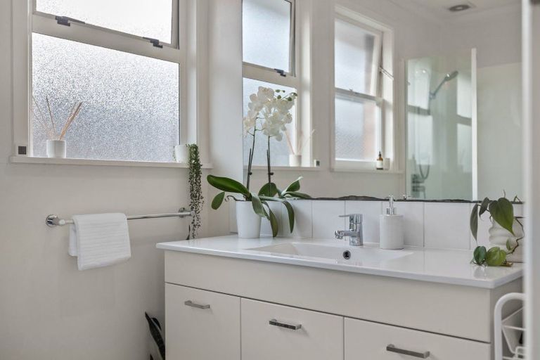 Photo of property in 1 The Drive, Brookfield, Tauranga, 3110