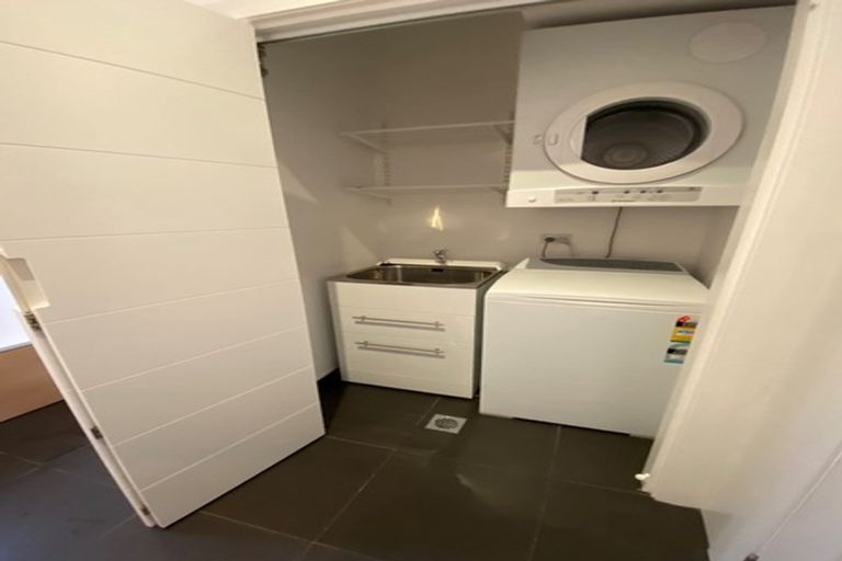 Photo of property in 7 Cuba Street, Petone, Lower Hutt, 5012