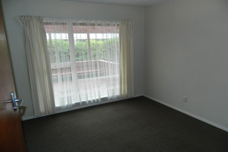 Photo of property in 5 Beach Road, North New Brighton, Christchurch, 8083